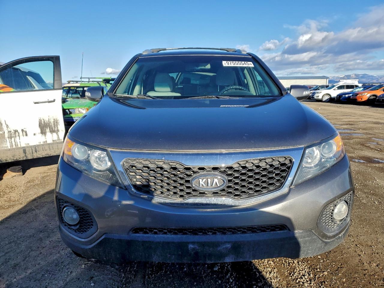 2013 KIA SORENTO LX photo 5