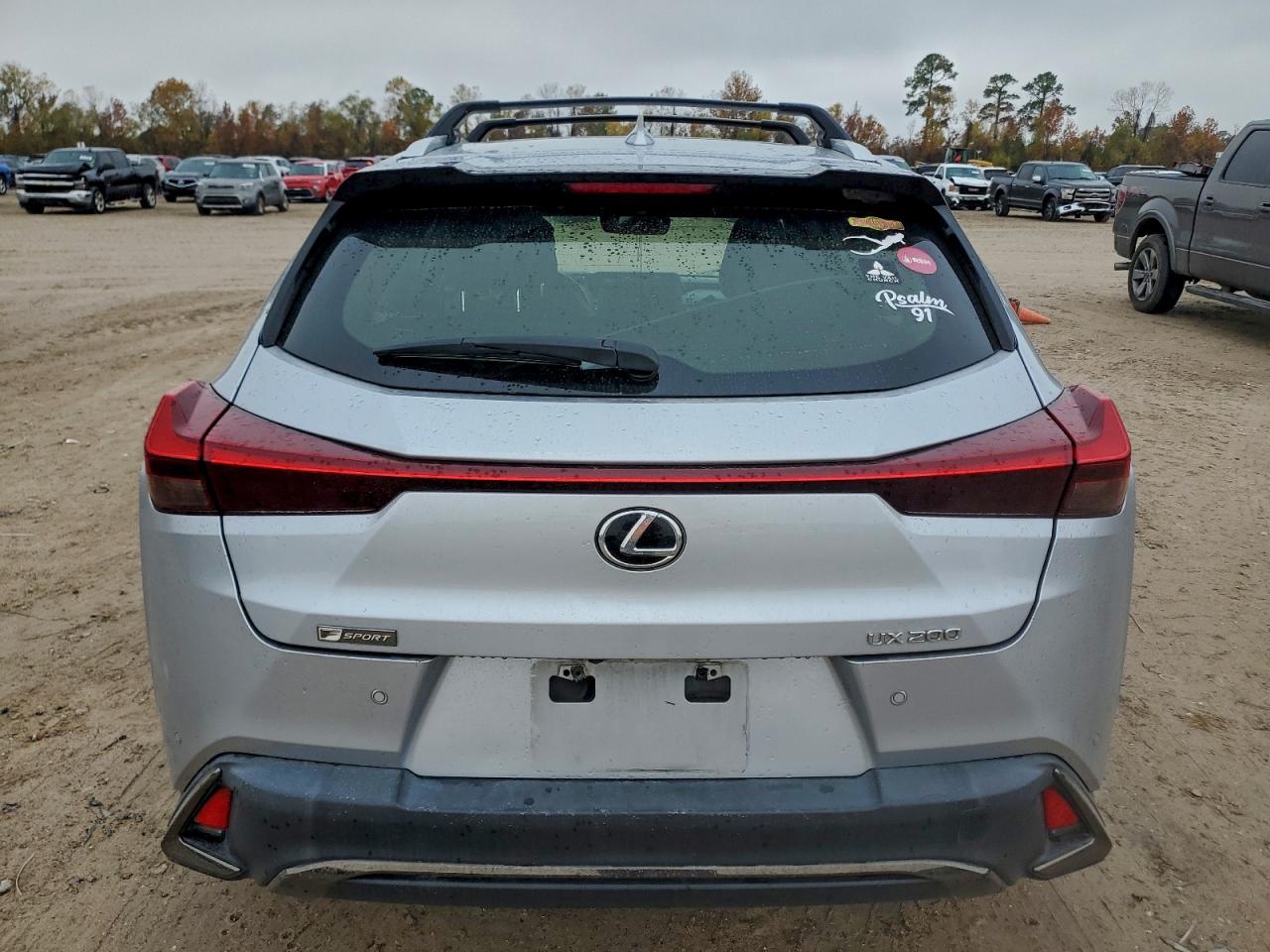 2019 LEXUS UX 200 photo 6