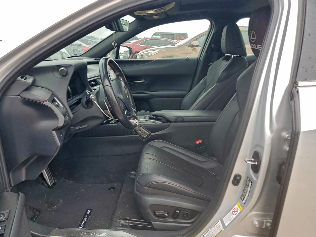 2019 LEXUS UX 200 photo 7