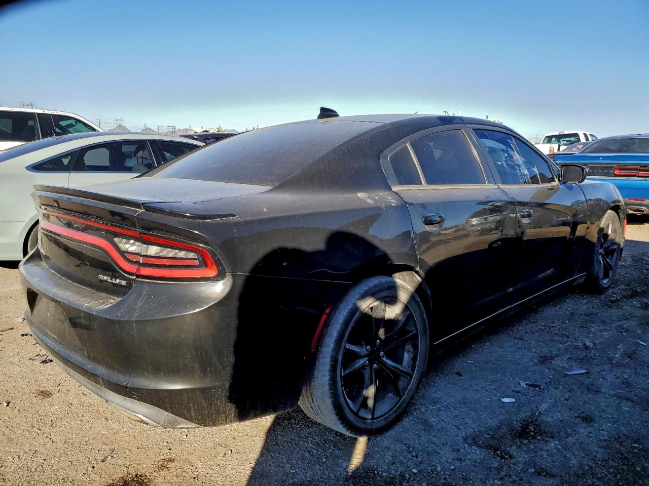 2015 DODGE CHARGER SXT photo 3