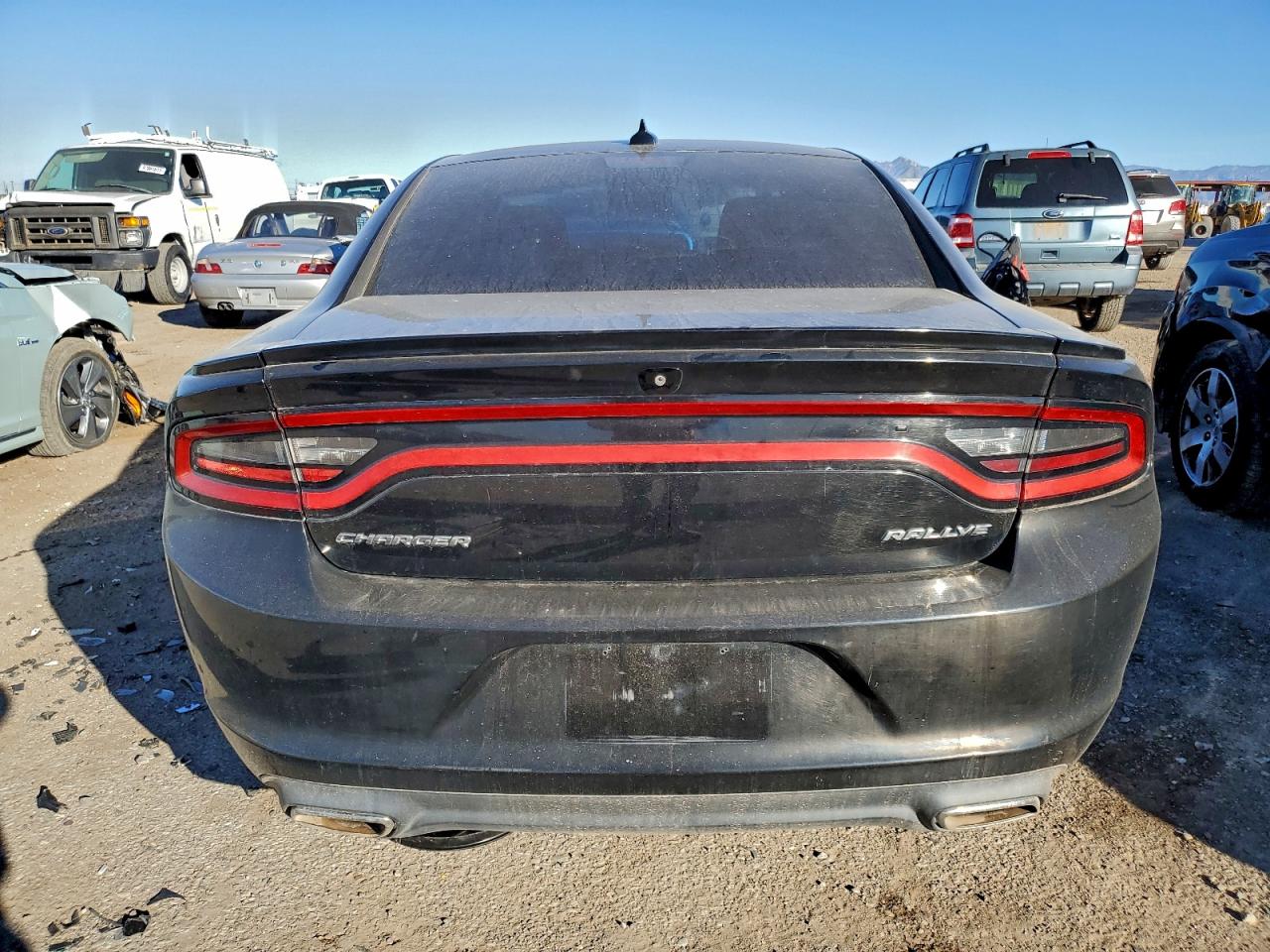 2015 DODGE CHARGER SXT photo 6