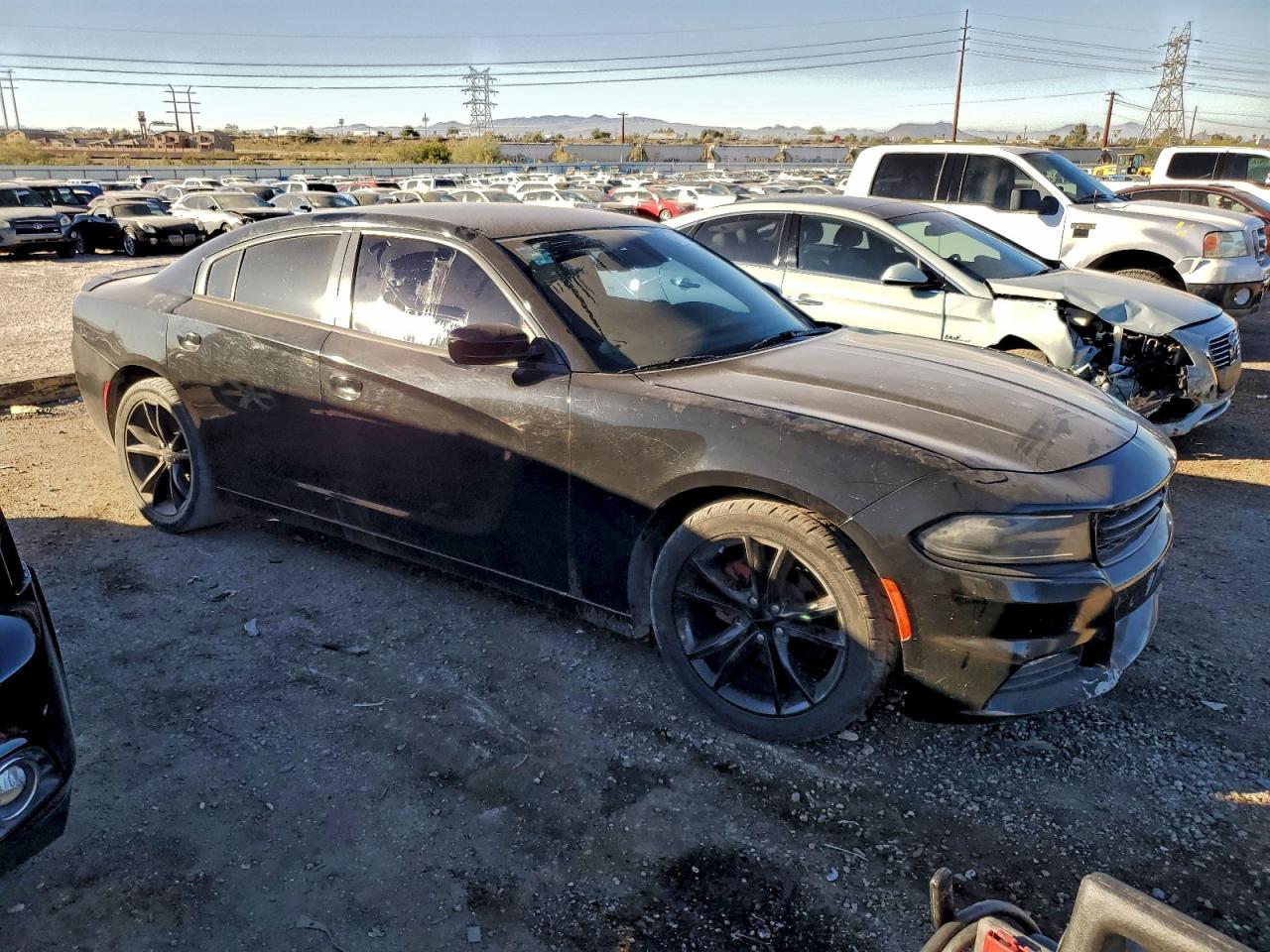 2015 DODGE CHARGER SXT photo 4