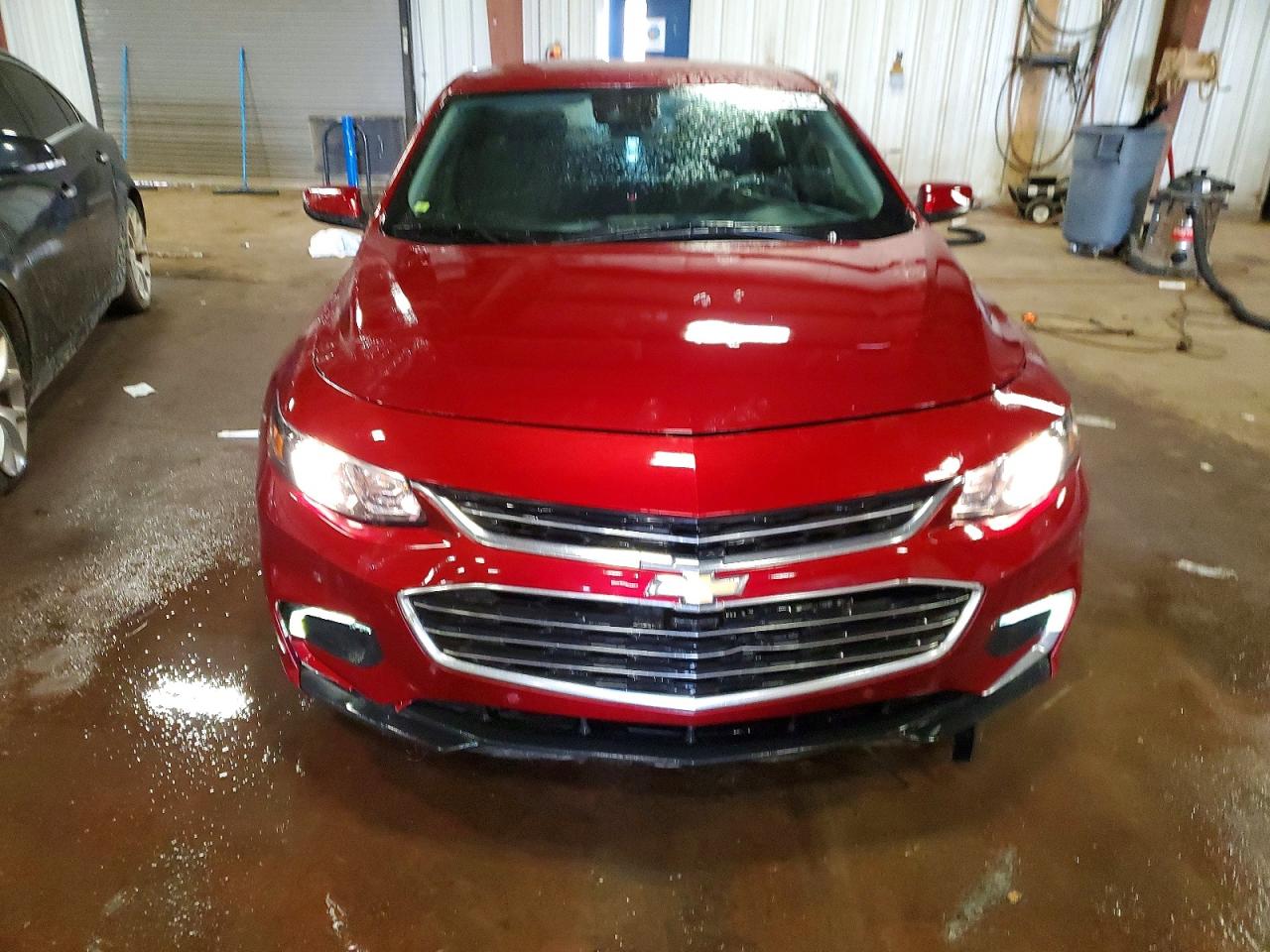 2017 CHEVROLET MALIBU LT photo 5