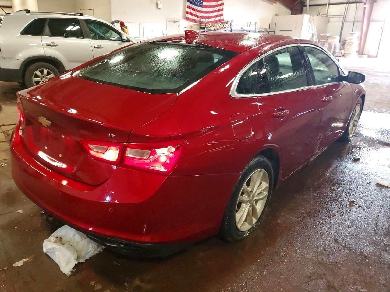 2017 CHEVROLET MALIBU LT photo 3