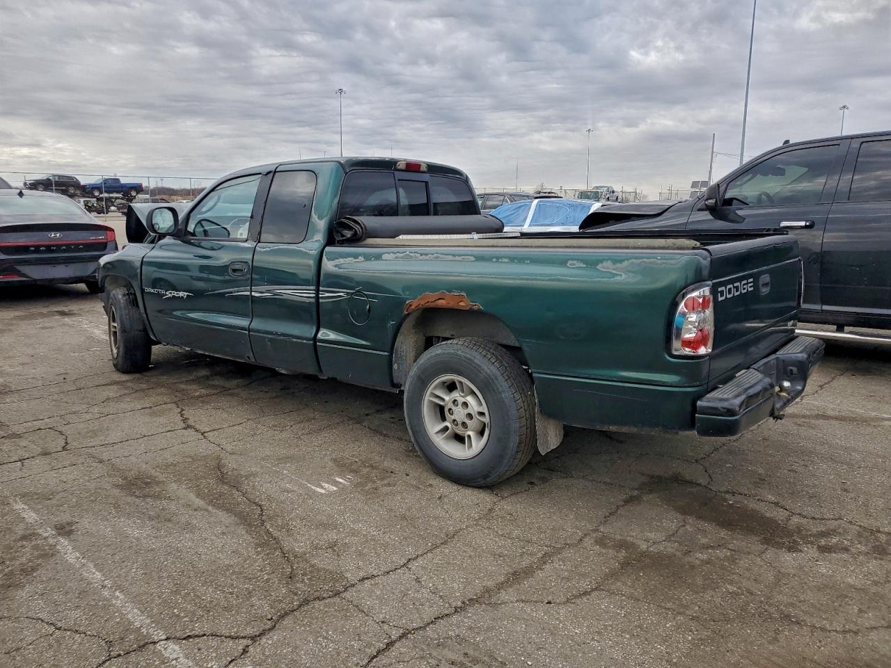 2000 DODGE DAKOTA photo 2