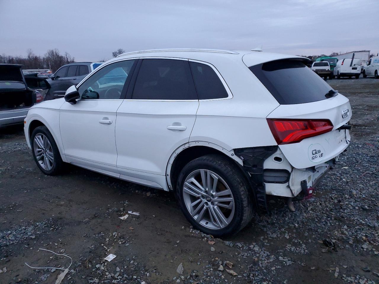 2018 AUDI Q5 PREMIUM PLUS photo 2