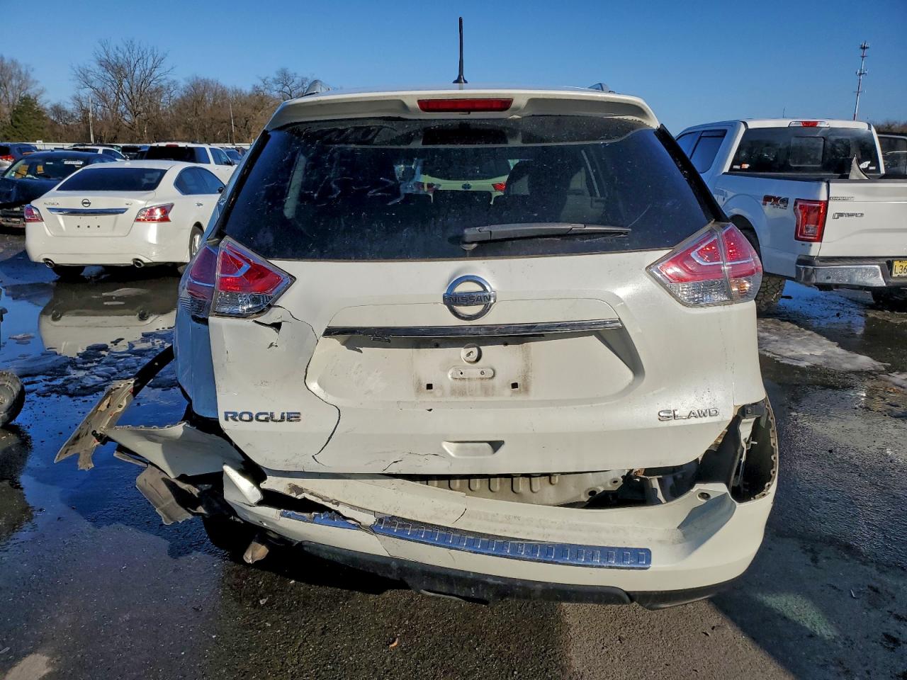 2016 NISSAN ROGUE S photo 6