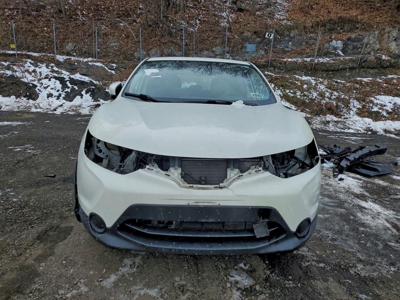 2019 NISSAN ROGUE SPORT S photo 5