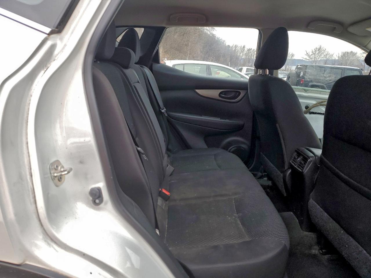 2019 NISSAN ROGUE SPORT S photo 11