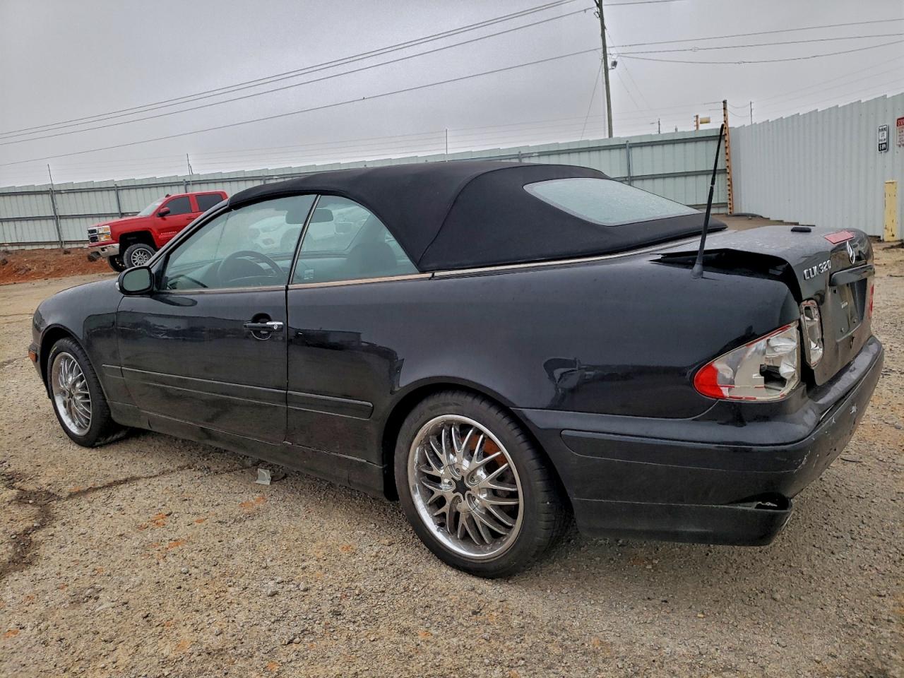 2001 MERCEDES-BENZ CLK 320 photo 2