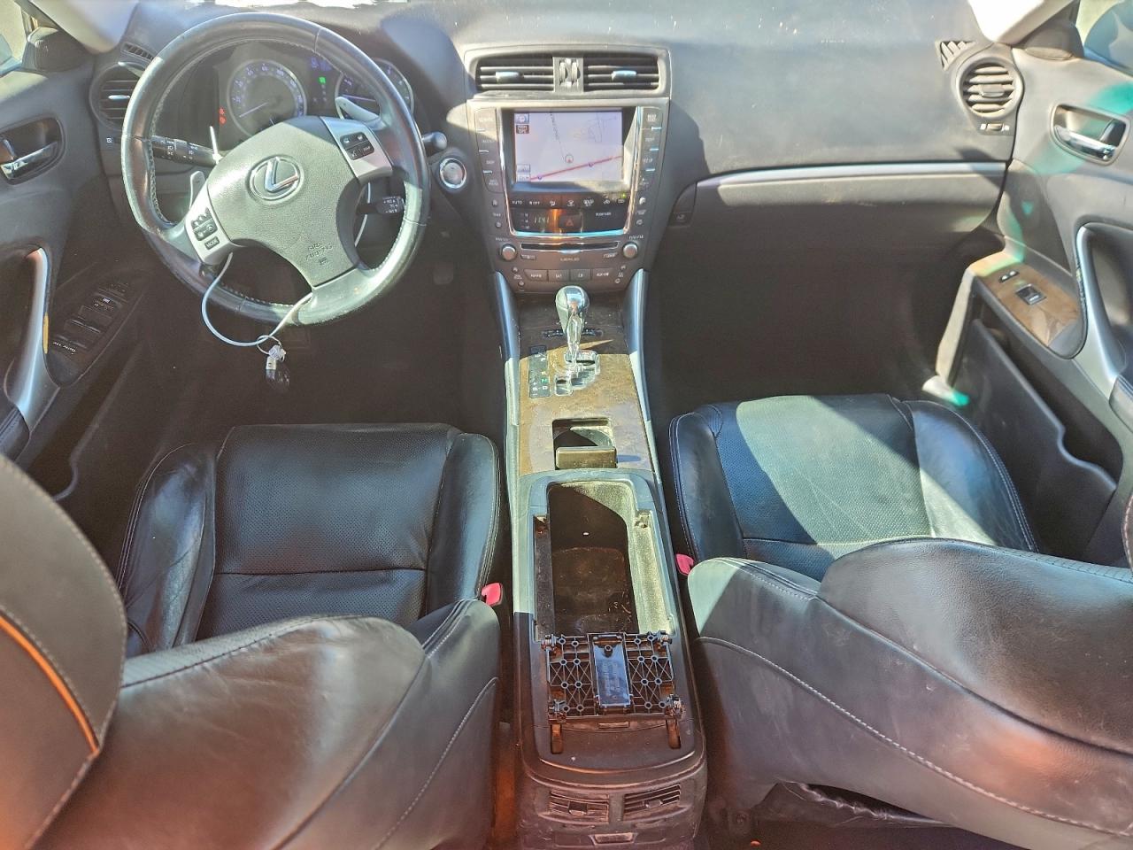 2011 LEXUS IS 250 photo 8