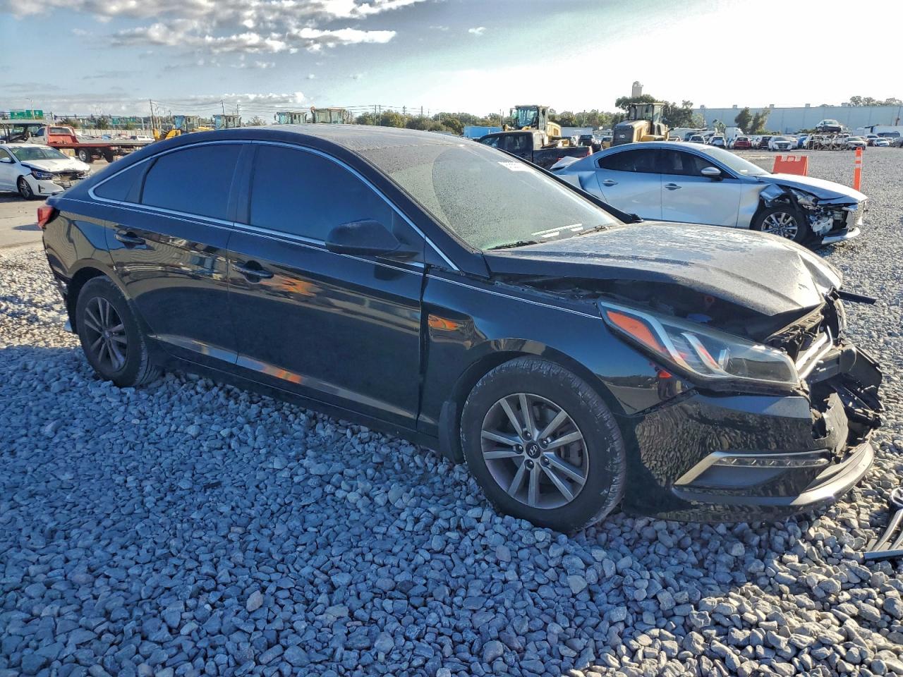2015 HYUNDAI SONATA photo 7