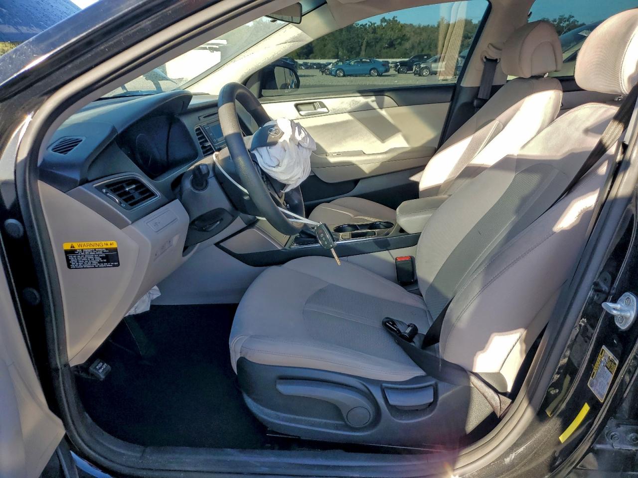 2015 HYUNDAI SONATA photo 13
