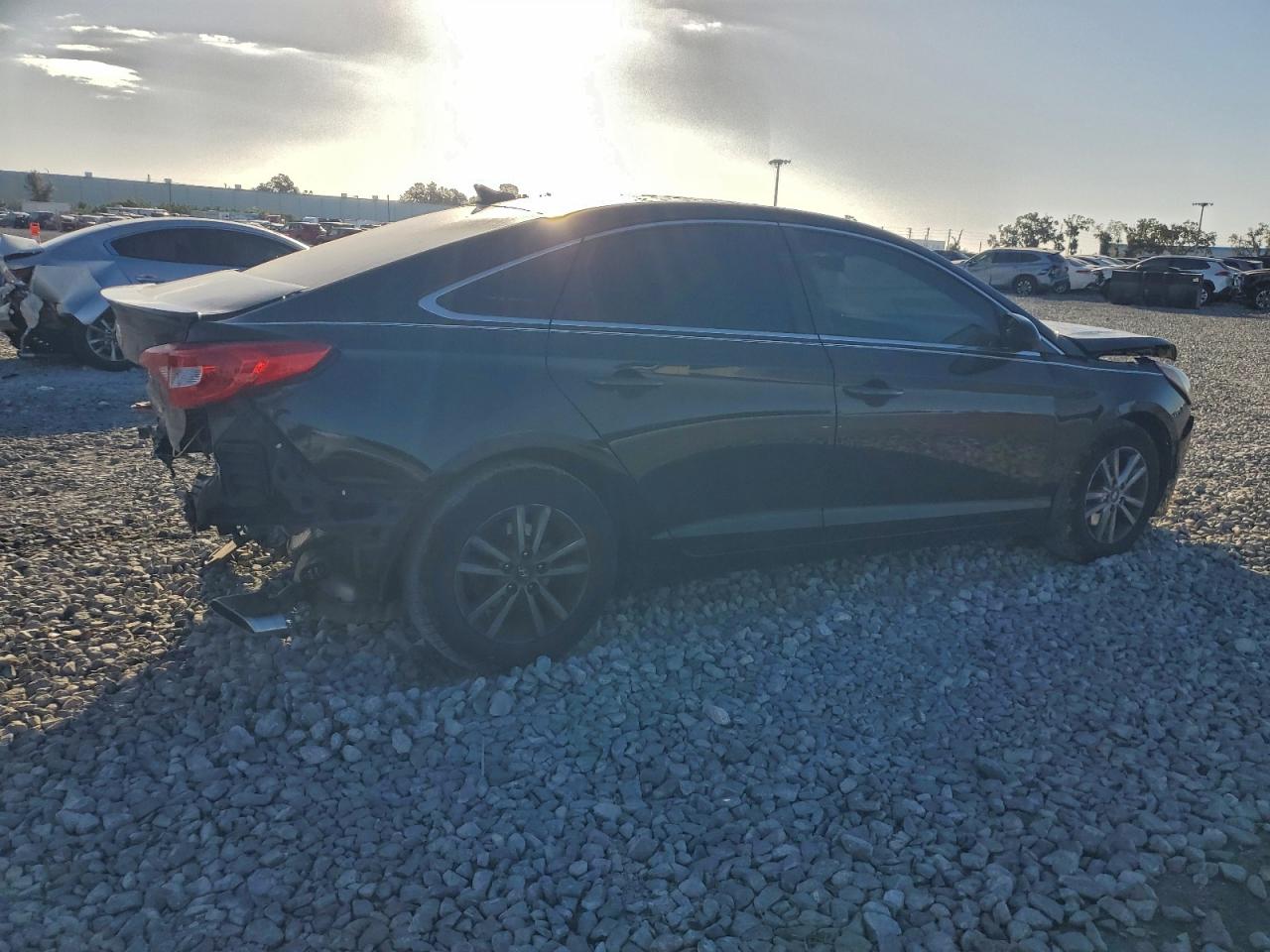 2015 HYUNDAI SONATA photo 5