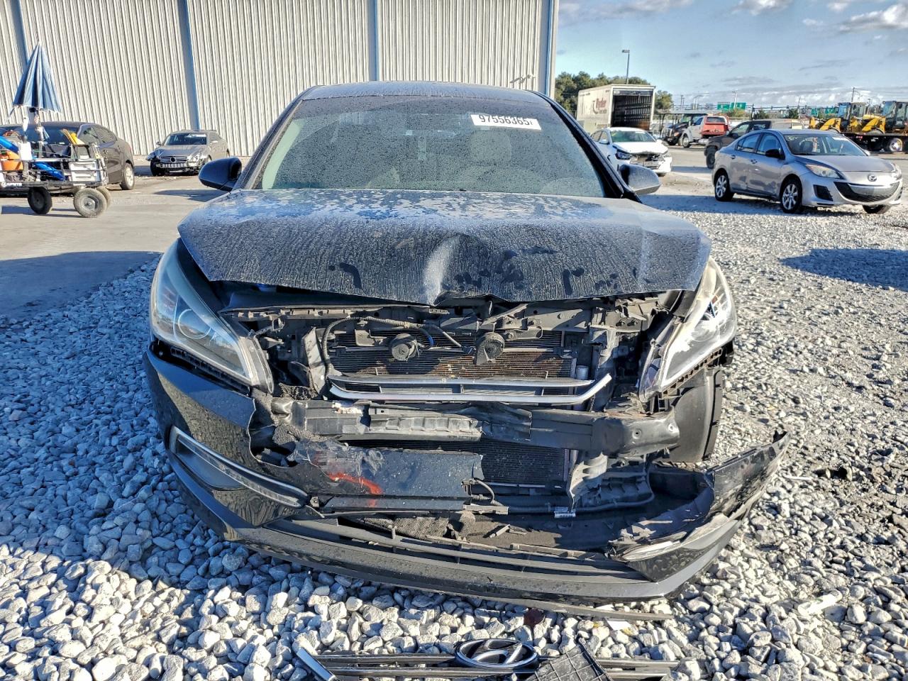 2015 HYUNDAI SONATA photo 9