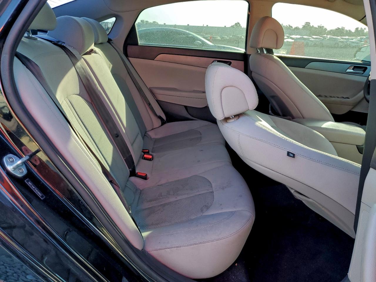2015 HYUNDAI SONATA photo 19
