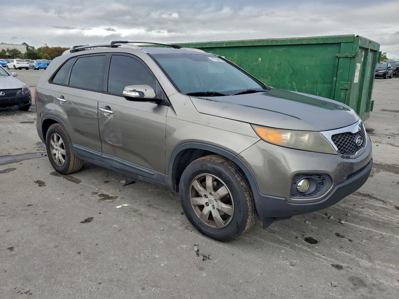 2012 KIA SORENTO BASE photo 7
