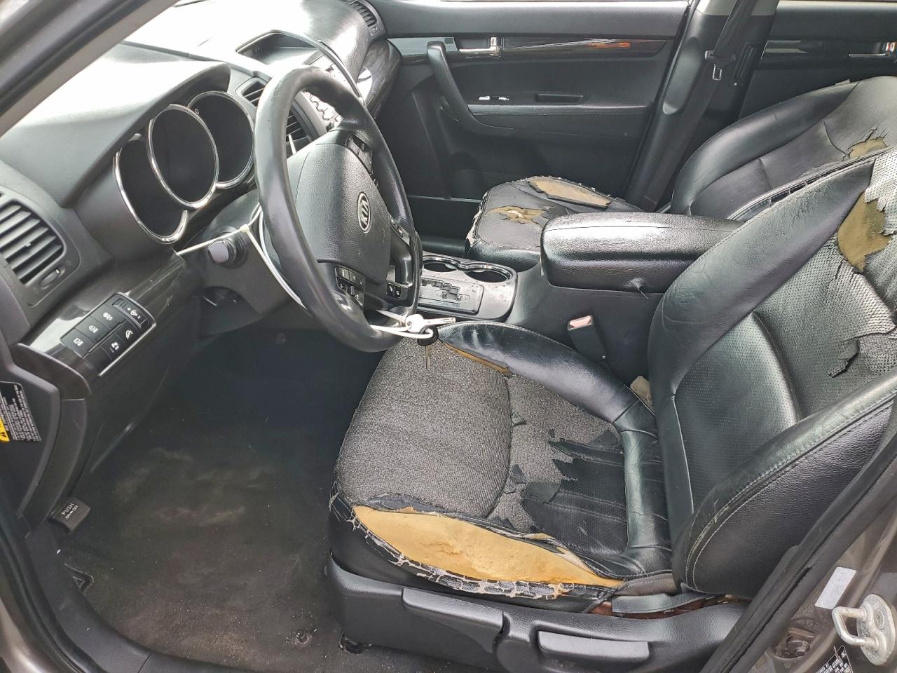 2012 KIA SORENTO BASE photo 13