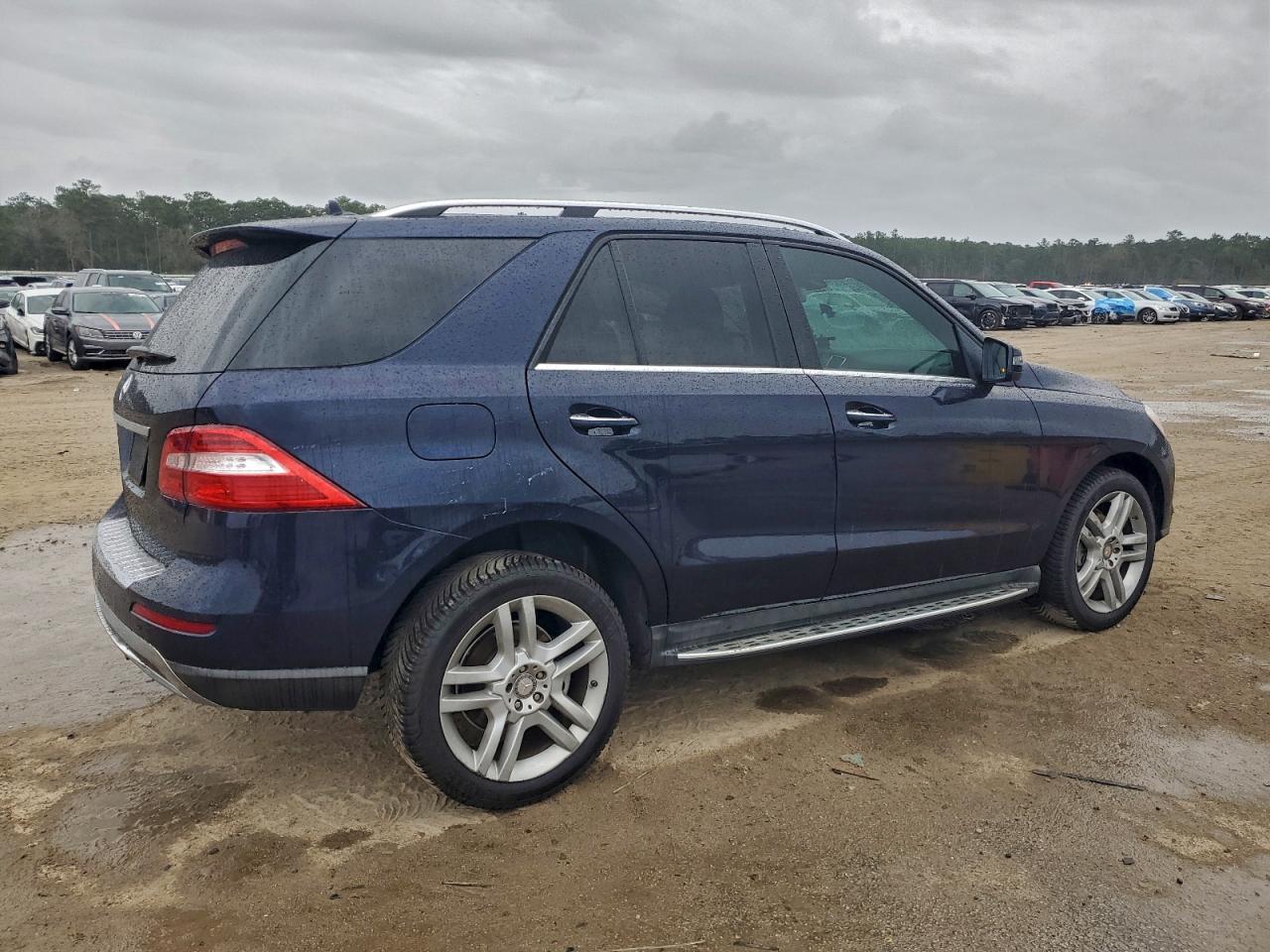 2015 MERCEDES-BENZ ML 350 photo 3