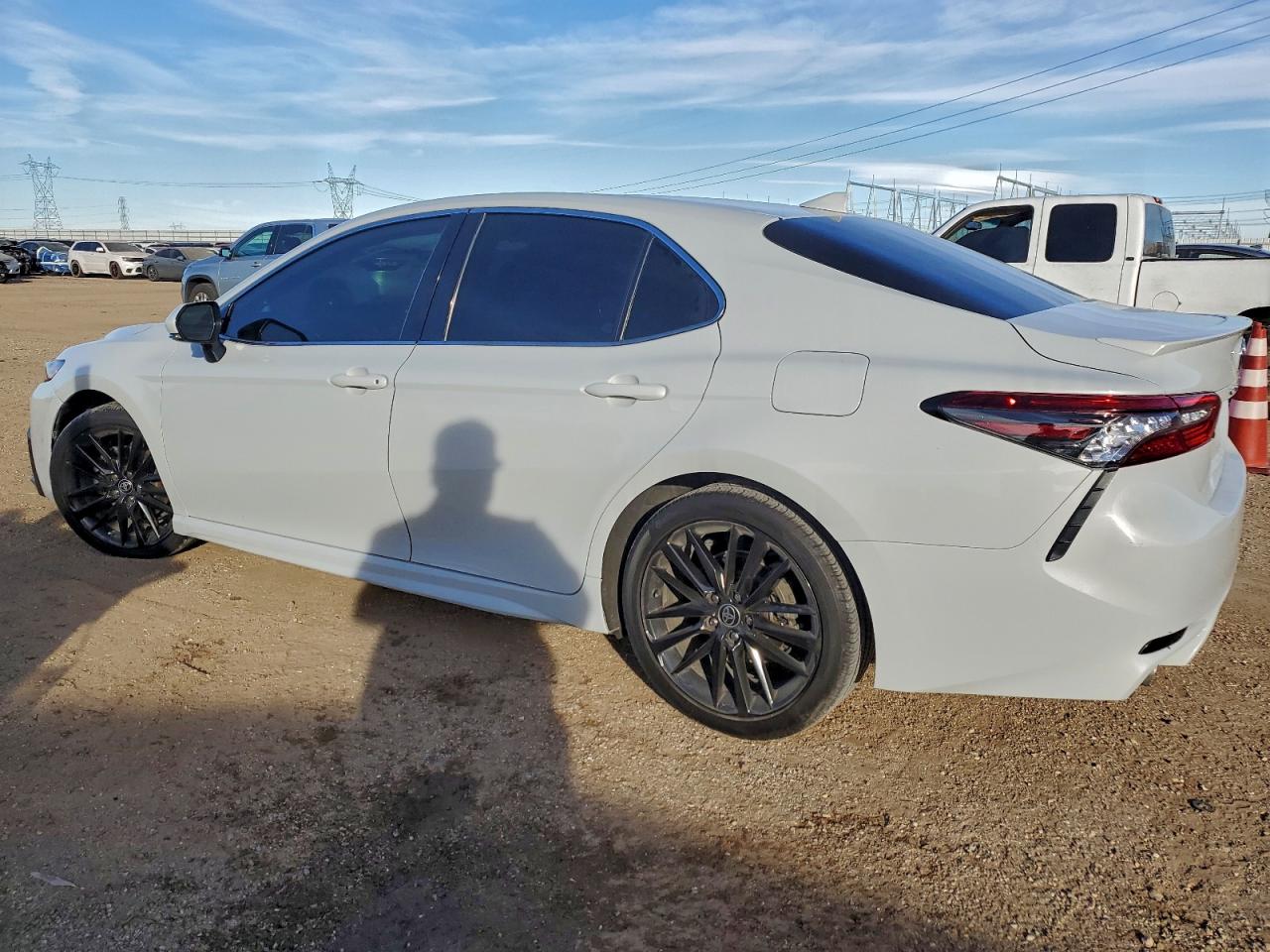 2023 TOYOTA CAMRY XSE photo 3