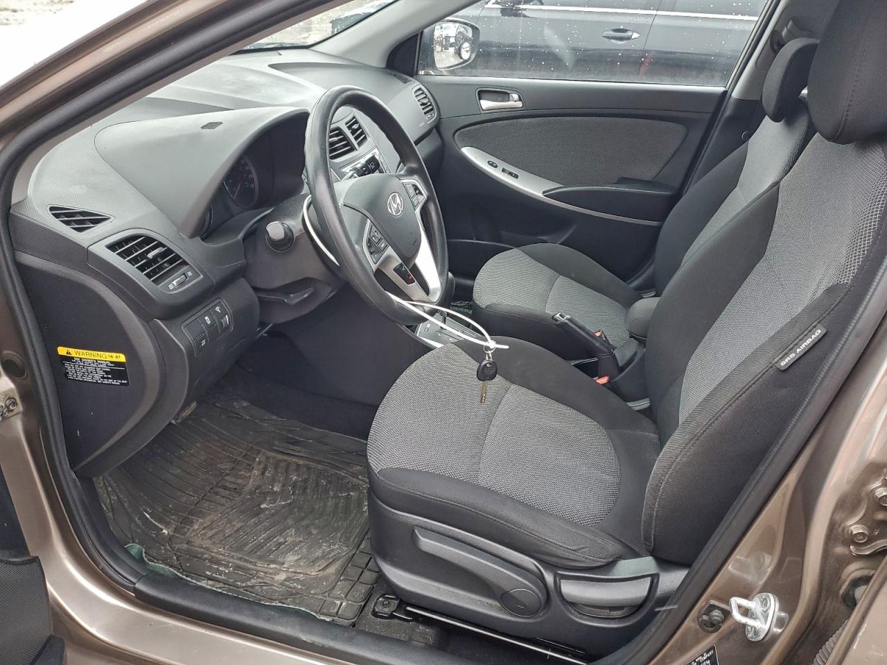2014 HYUNDAI ACCENT GLS photo 7