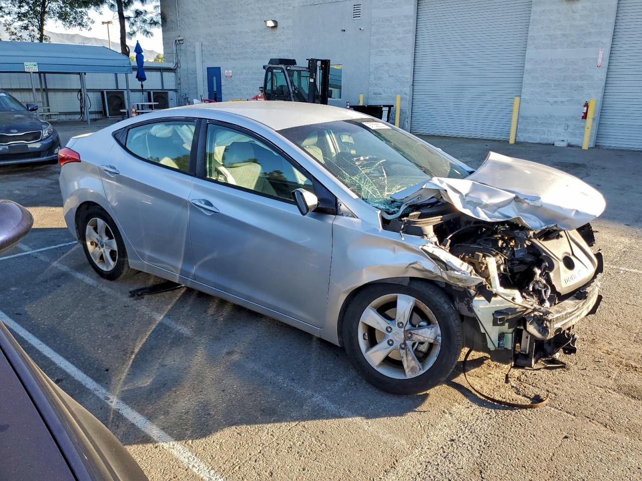 2013 HYUNDAI ELANTRA GLS photo 4