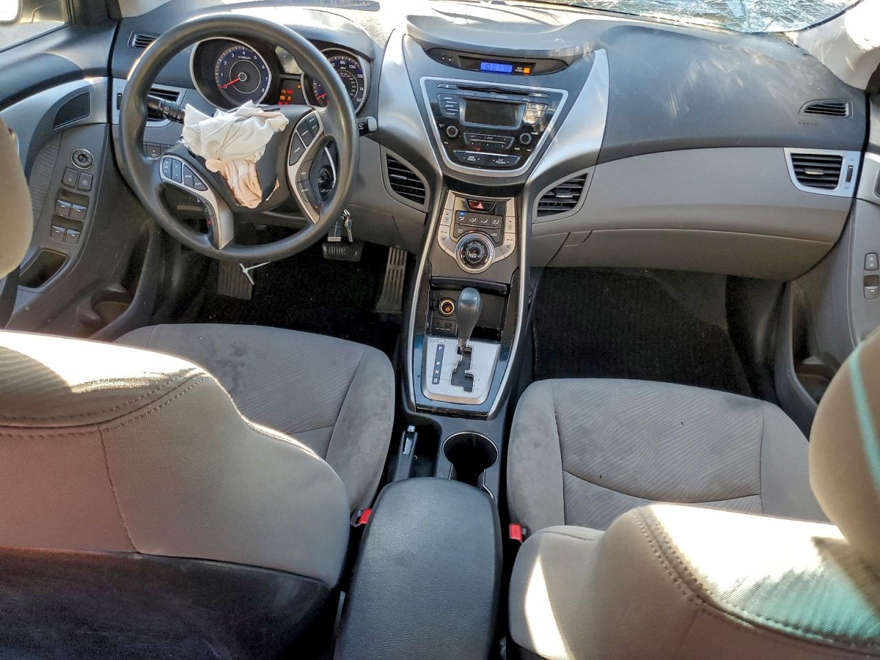 2013 HYUNDAI ELANTRA GLS photo 8