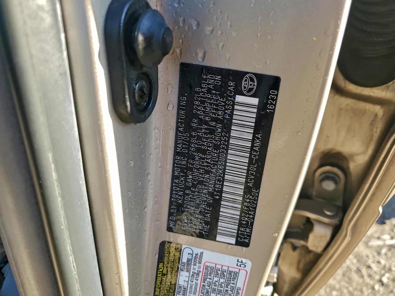 2005 TOYOTA CAMRY LE photo 23