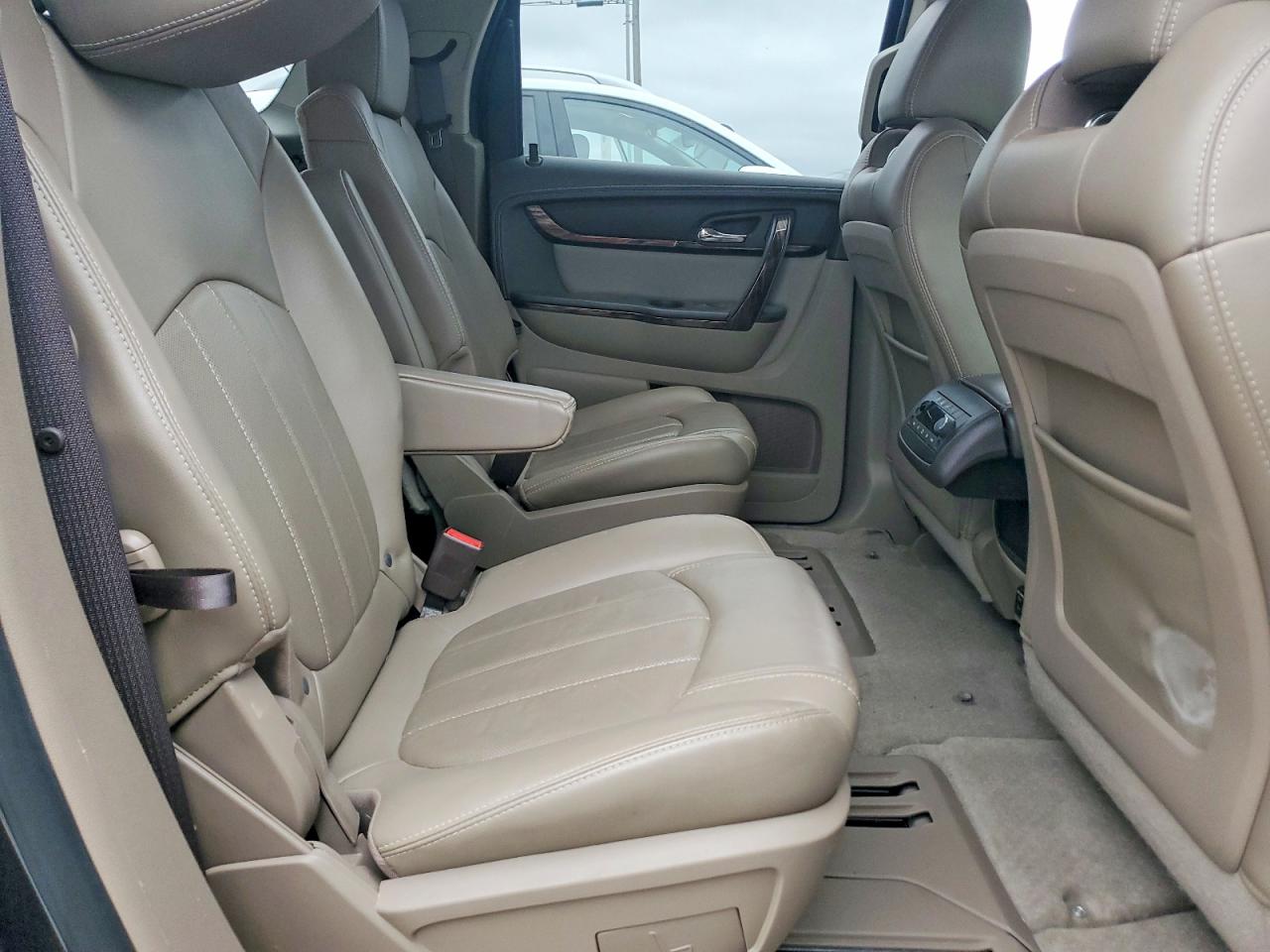 2015 GMC ACADIA DENALI photo 19