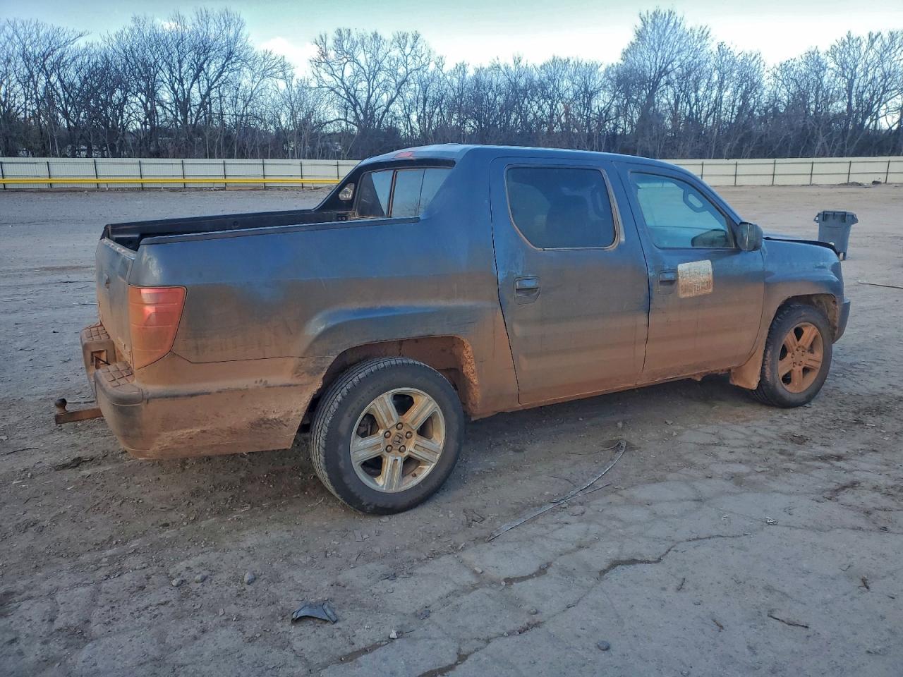 2011 HONDA RIDGELINE RTL photo 5