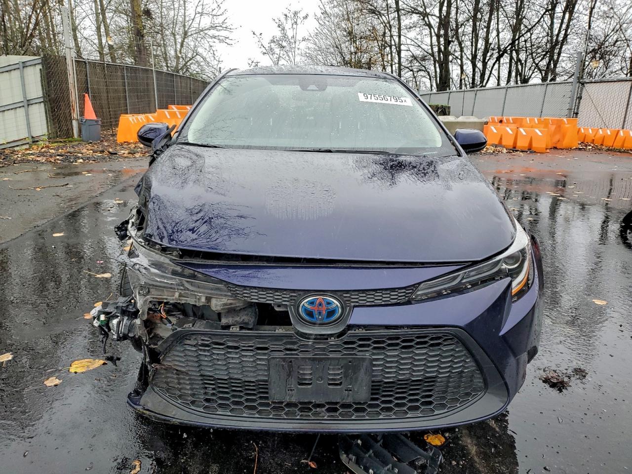 2021 TOYOTA COROLLA LE photo 5
