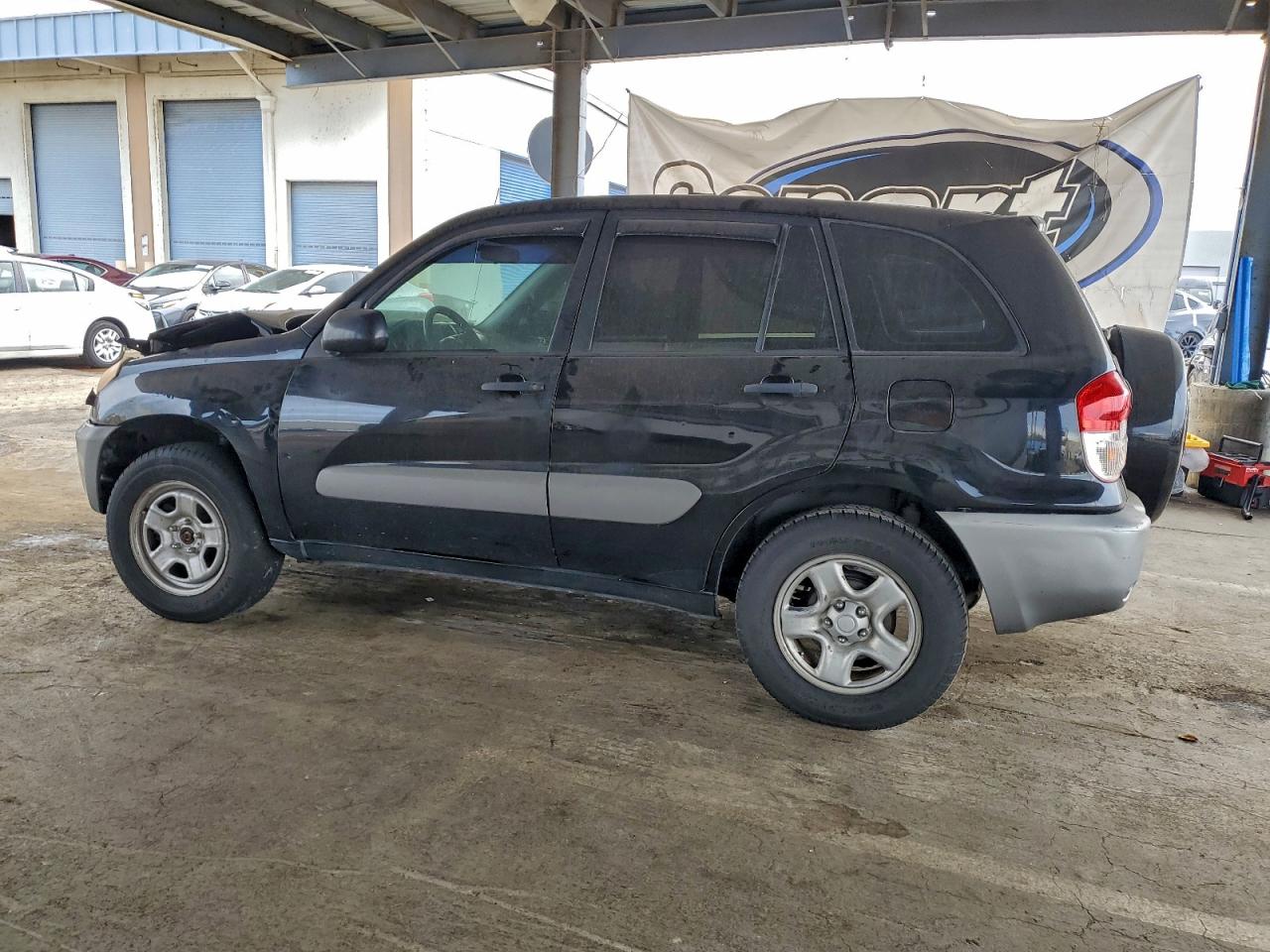2002 TOYOTA RAV4 photo 2