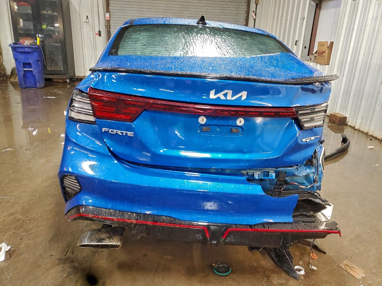2023 KIA FORTE GT photo 6