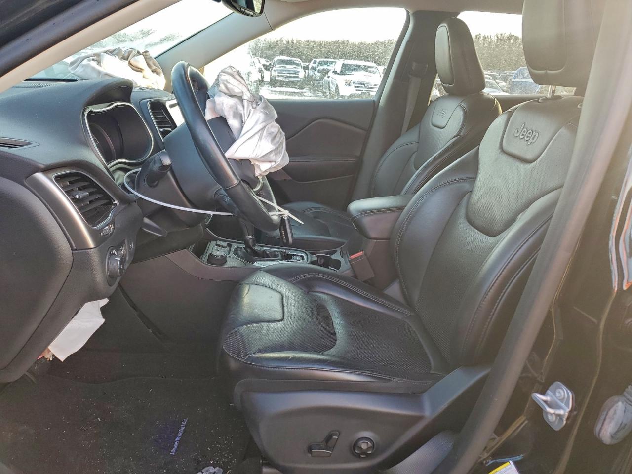 2019 JEEP CHEROKEE LIMITED photo 13