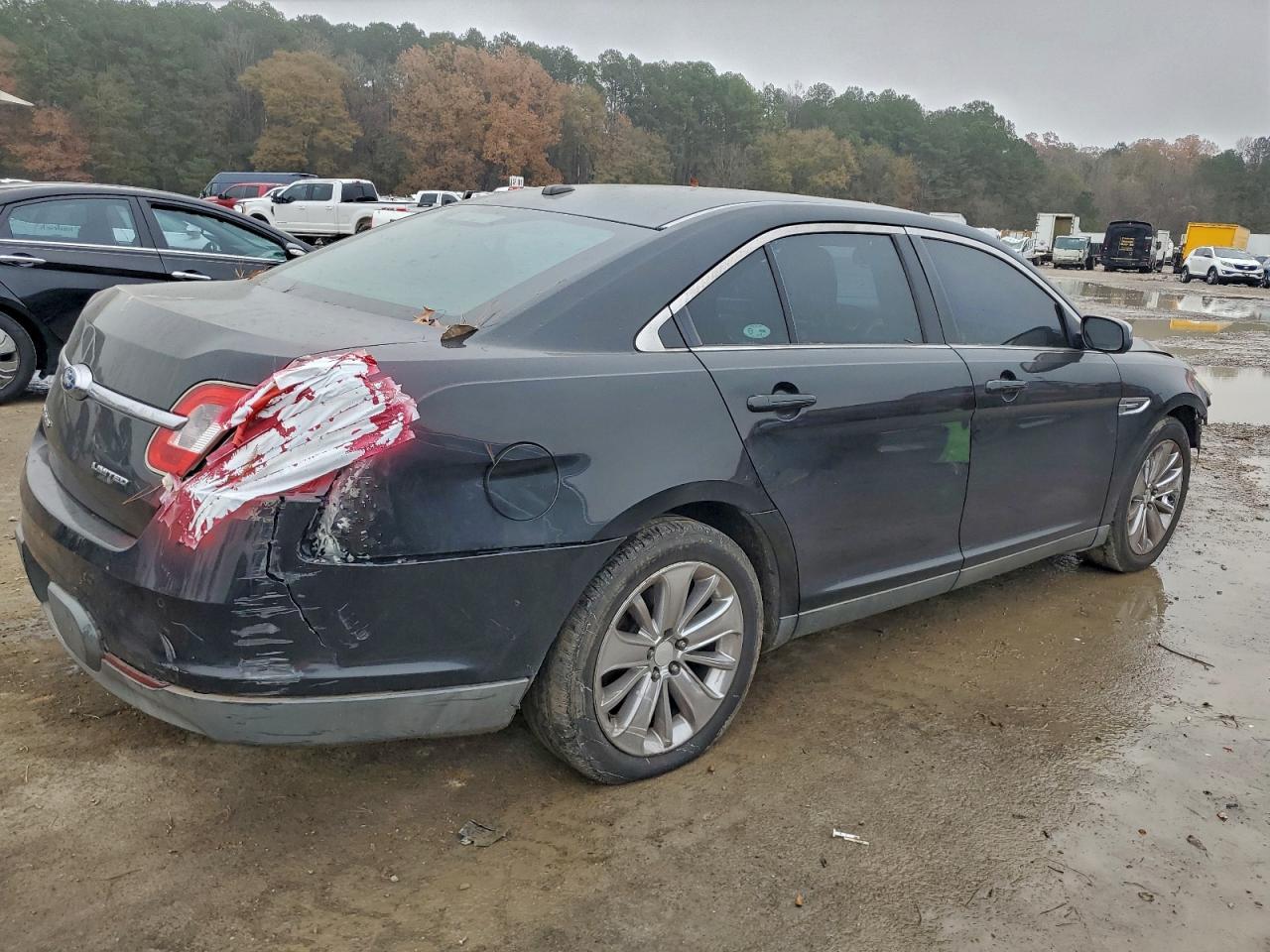 2011 FORD TAURUS LIMITED photo 5