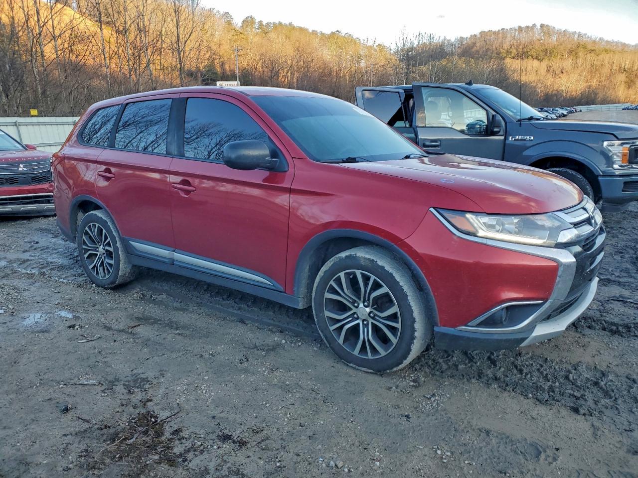 2018 MITSUBISHI OUTLANDER SE photo 7