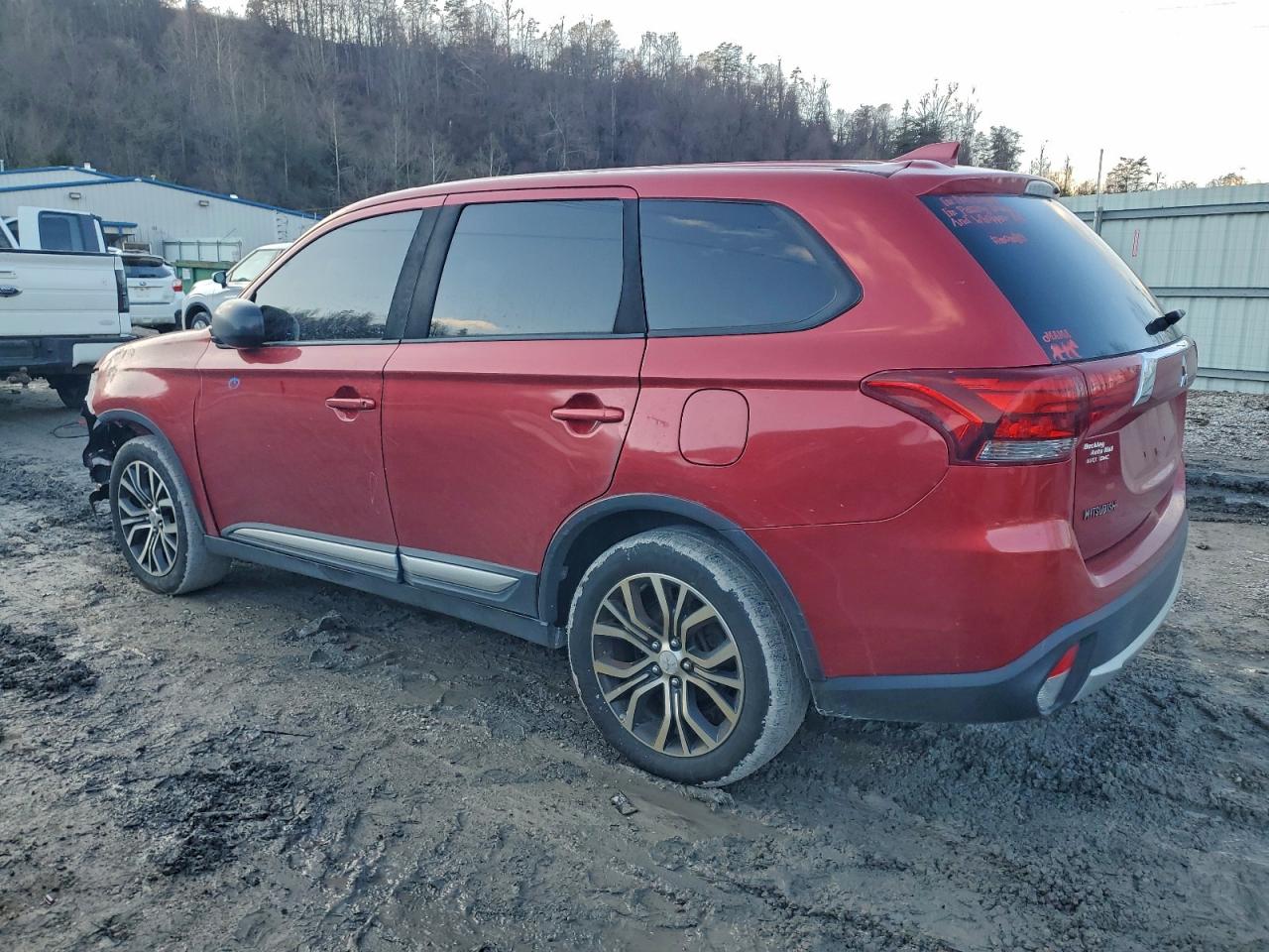 2018 MITSUBISHI OUTLANDER SE photo 3