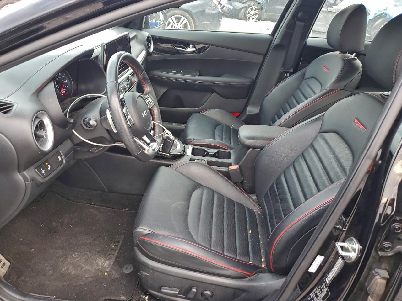 2024 KIA FORTE GT photo 13