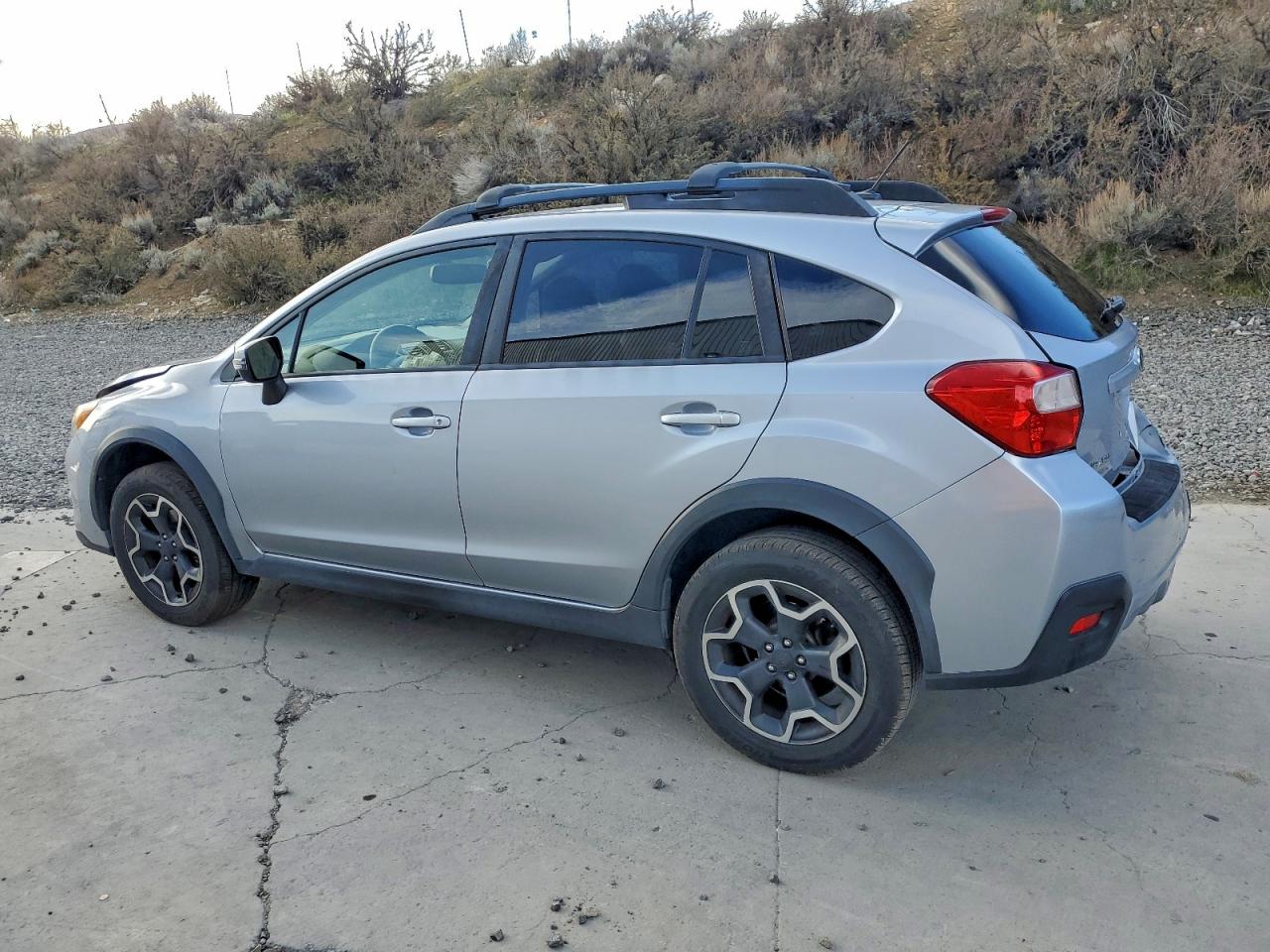 2015 SUBARU XV CROSSTREK 2.0 LIMITED photo 3