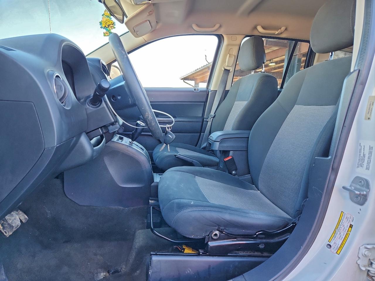 2014 JEEP COMPASS SPORT photo 13