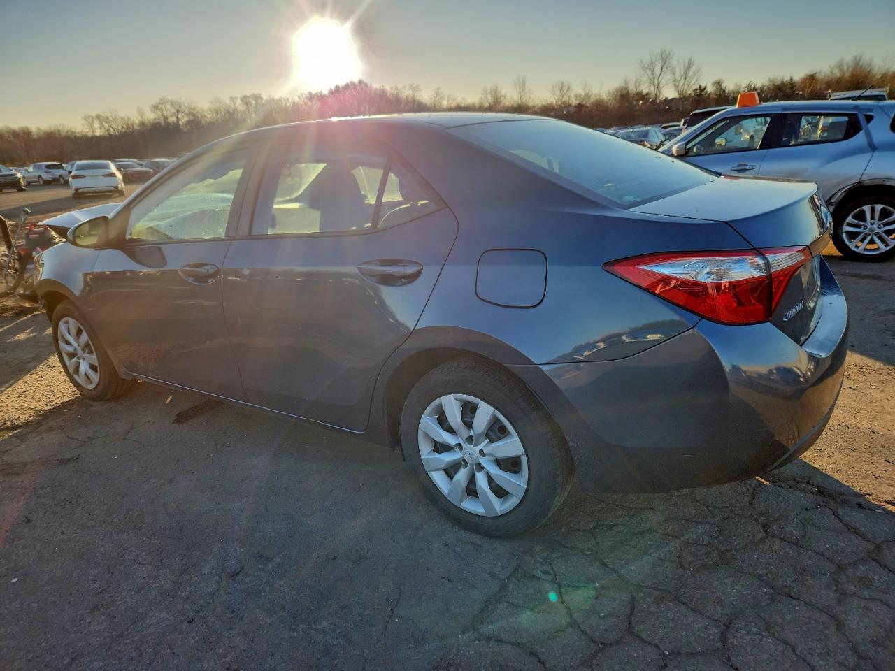 2015 TOYOTA COROLLA L photo 2