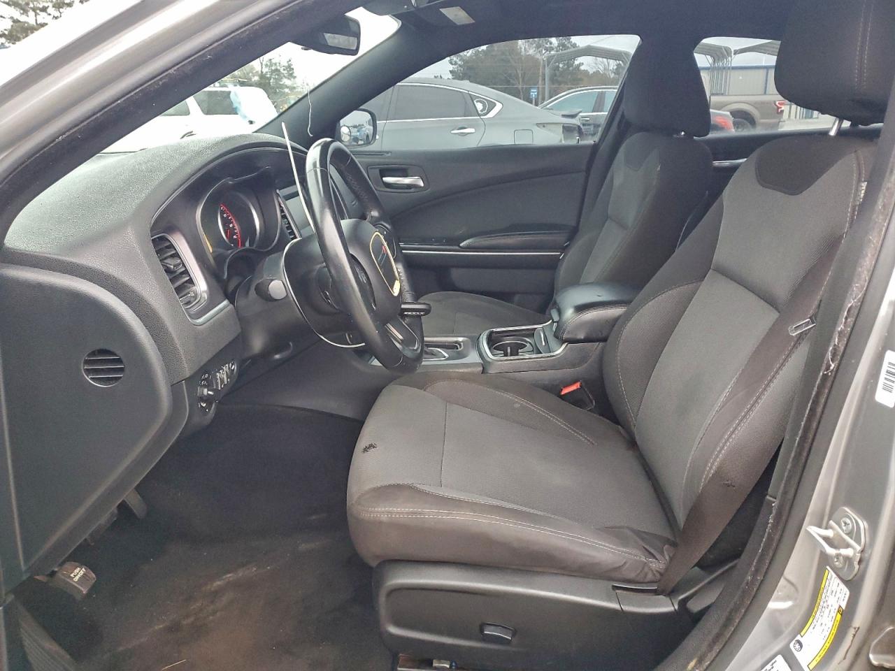 2015 DODGE CHARGER SE photo 7