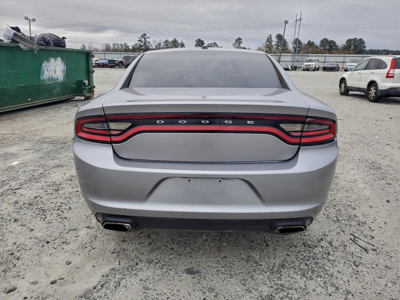 2015 DODGE CHARGER SE photo 6