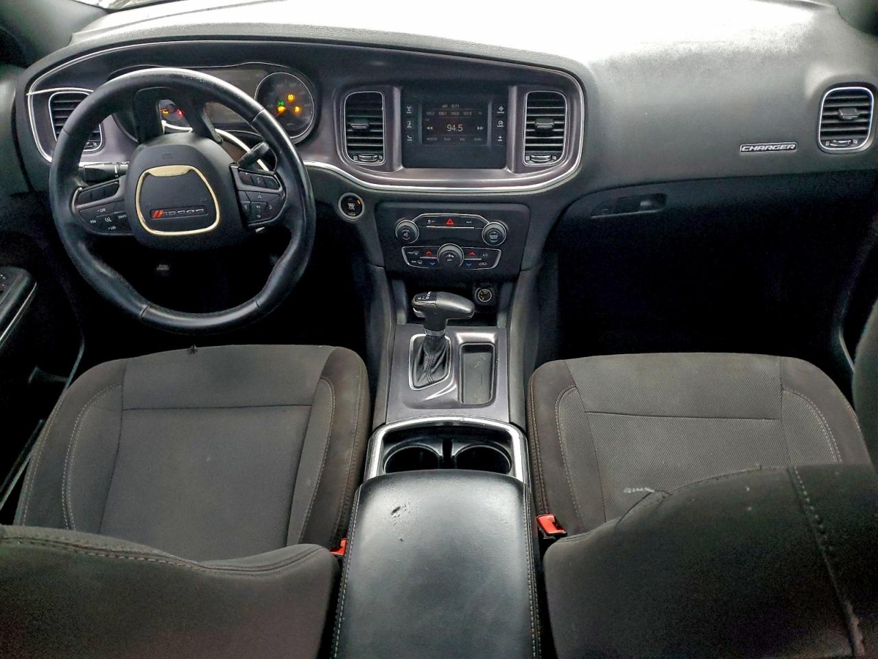 2015 DODGE CHARGER SE photo 8