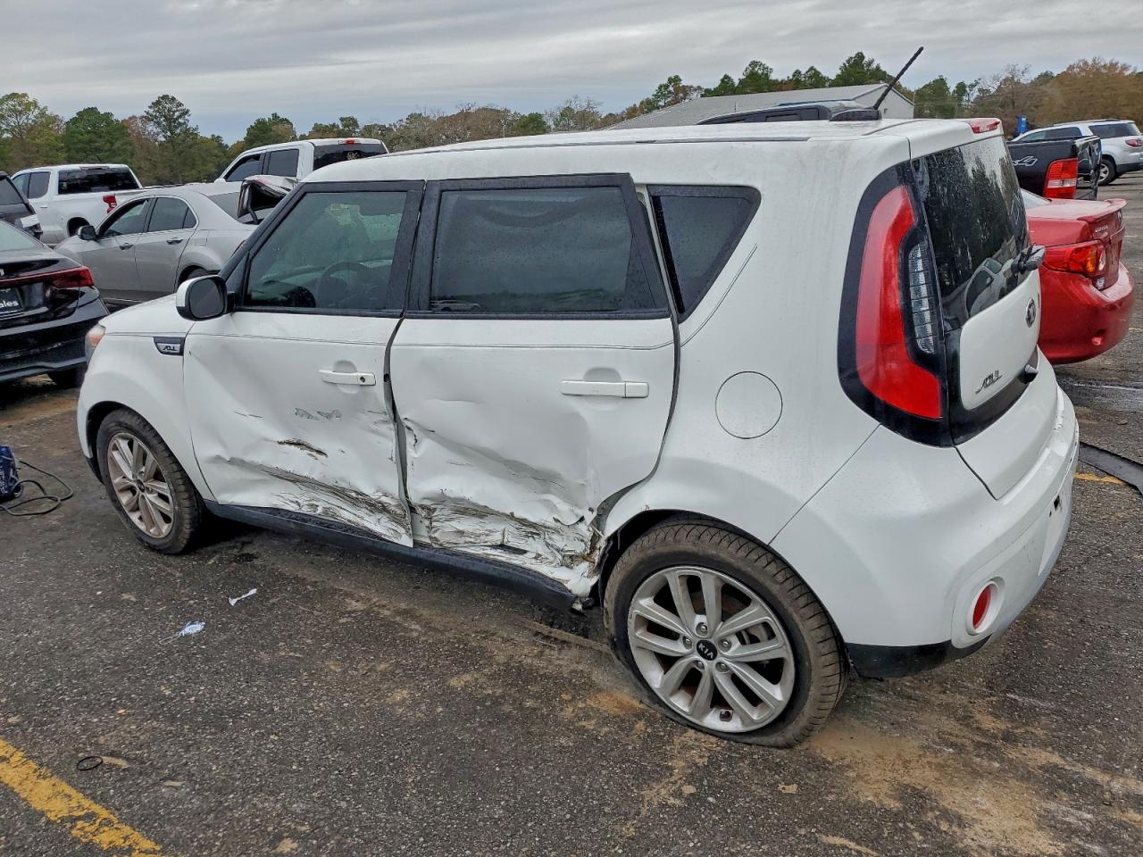 2018 KIA SOUL + photo 2