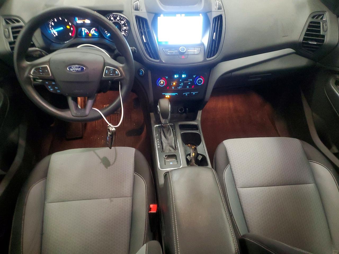 2019 FORD ESCAPE SE photo 8