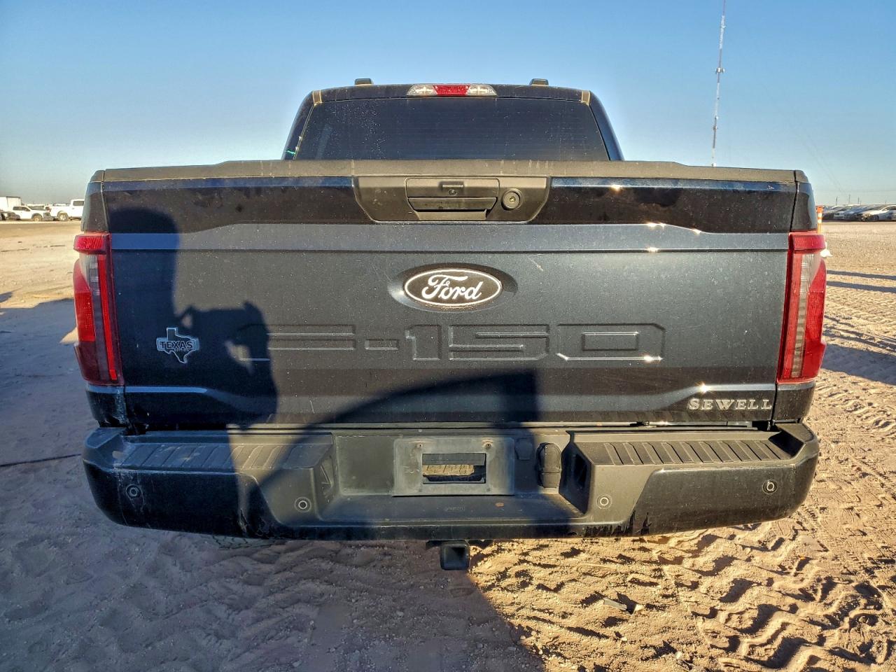 2024 FORD F150 XLT photo 6