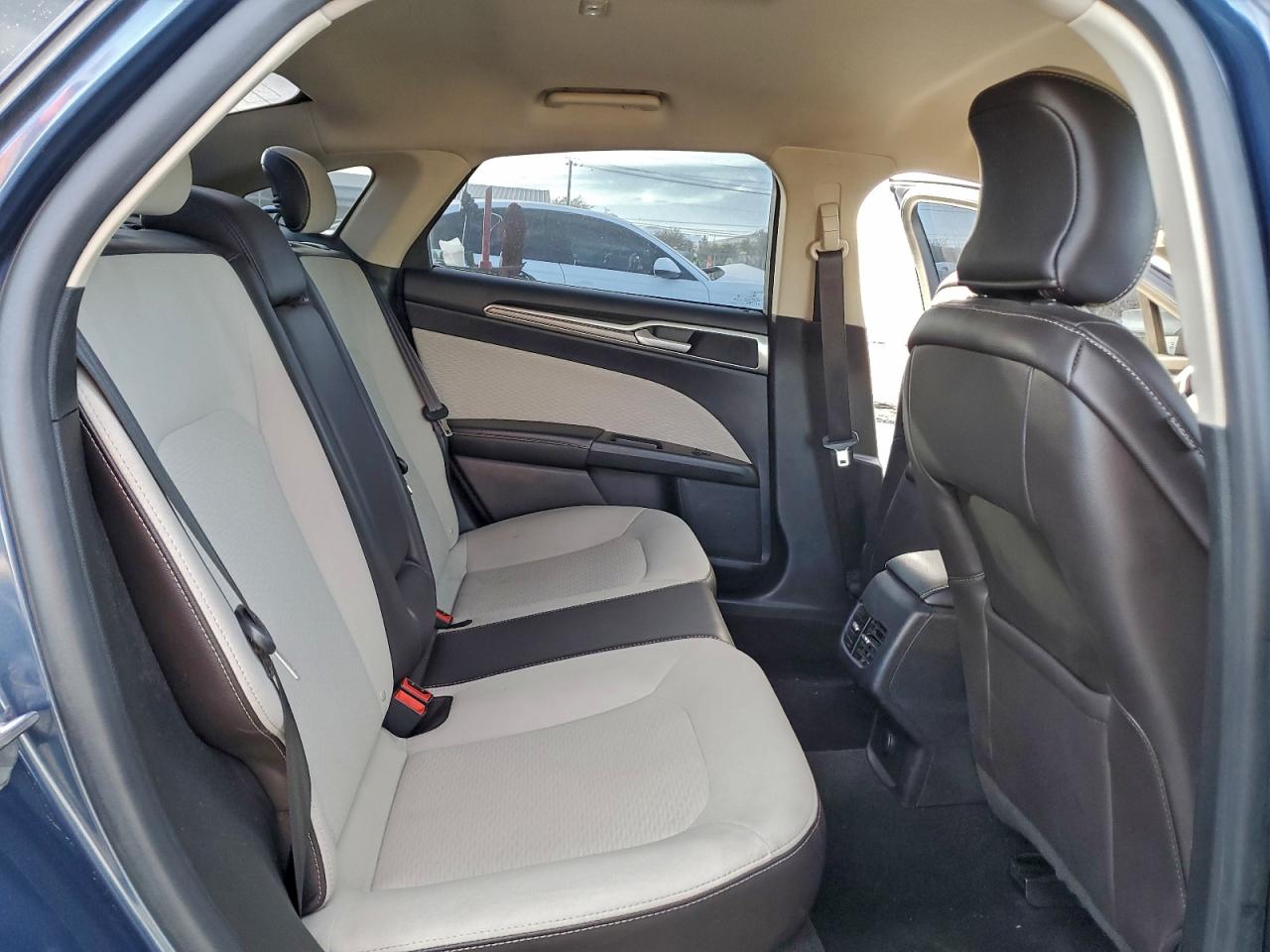 2019 FORD FUSION SE photo 10