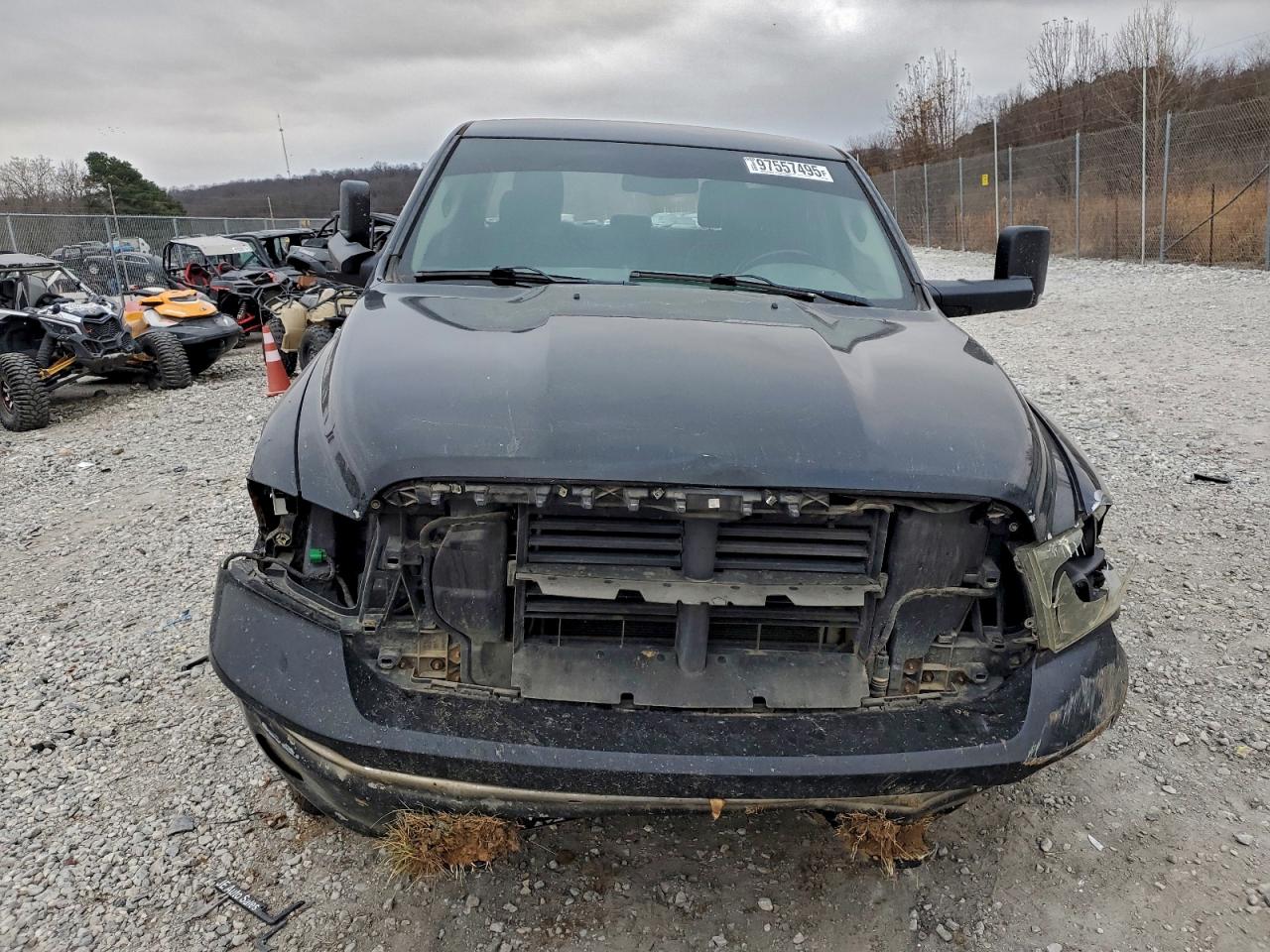 2014 RAM 1500 SLT photo 5