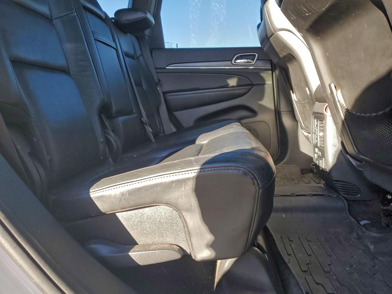2018 JEEP GRAND CHEROKEE LIMITED photo 11